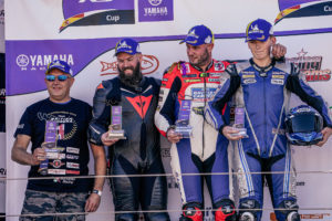 Yamaha R1 Cup - Yamaha R6 Cup