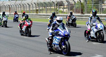 yamaha-r1-r6-cup-valencia-previo-2025